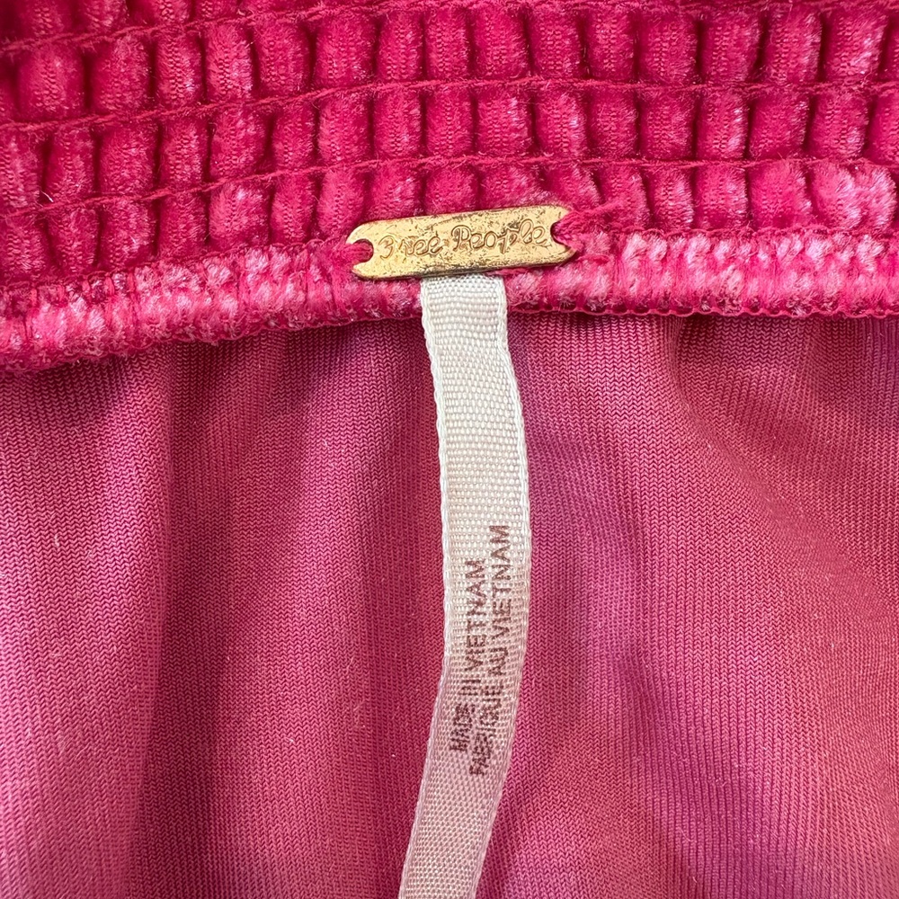 Free People Velvet Puff Sleeve Blouse in Fuchsia excellent condition - Picture 5 of 5